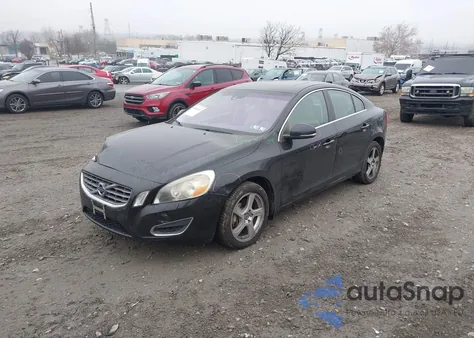 2012 Volvo S60 T5 из США, поврежденный, VIN YV1622FSXC2101171